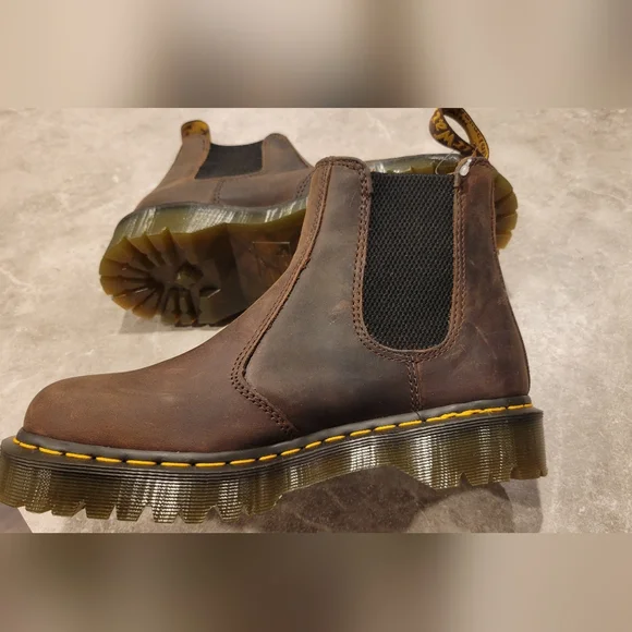 Dr Martens Chelsea boot womens 9 mens 8 EU 41 NWOT - Picture 4 of 13